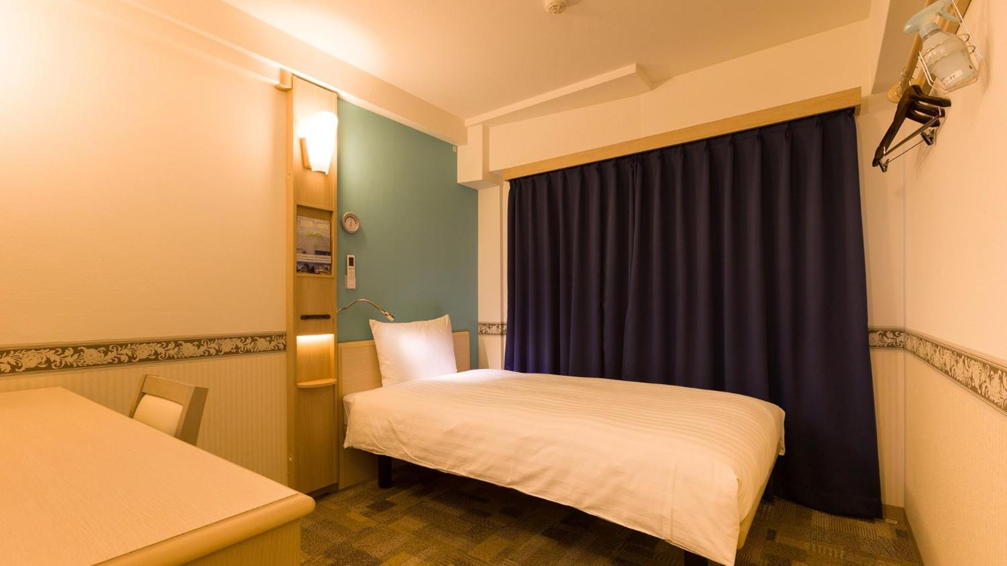 Toyoko Inn Saitama Misato Ekimae Bilik gambar
